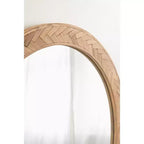 Miroir mural rond marron, cadre en bois à chevrons, utilisation par 1 personne