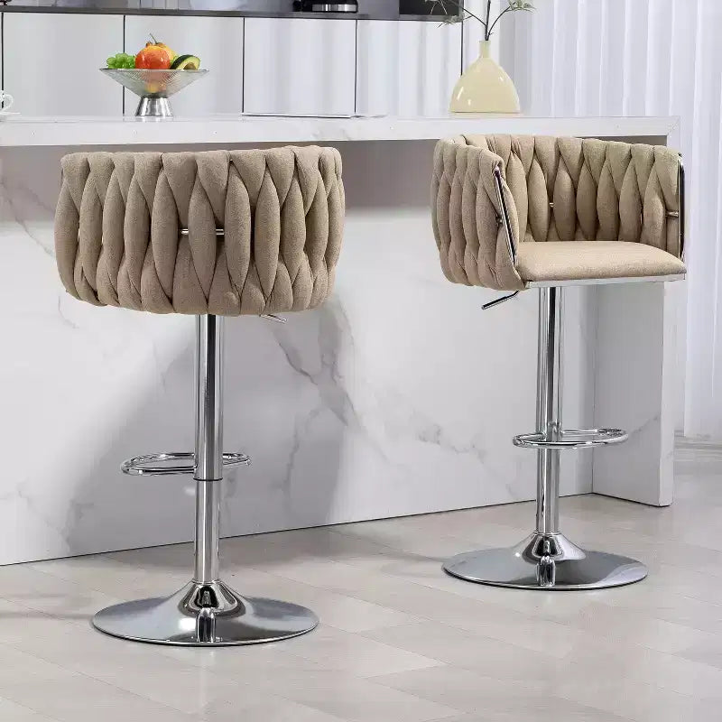 Tabouret de bar pivotant en velours beige / bleu / jaune avec dossier tissé et repose-pieds – Lot de 2