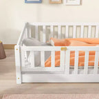 Lit double au sol avec clôture et porte – Espresso / Gris / Naturel / Rose / Blanc, pour 1 enfant