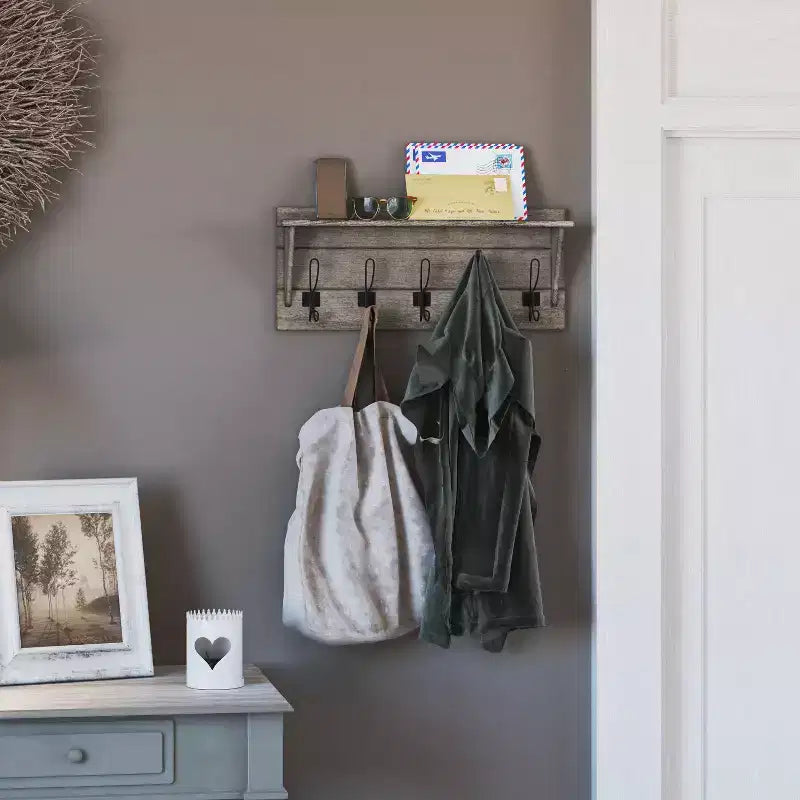 Porte-manteau mural en pin avec 5 crochets et étagère supérieure – 7 couleurs, 1 personne