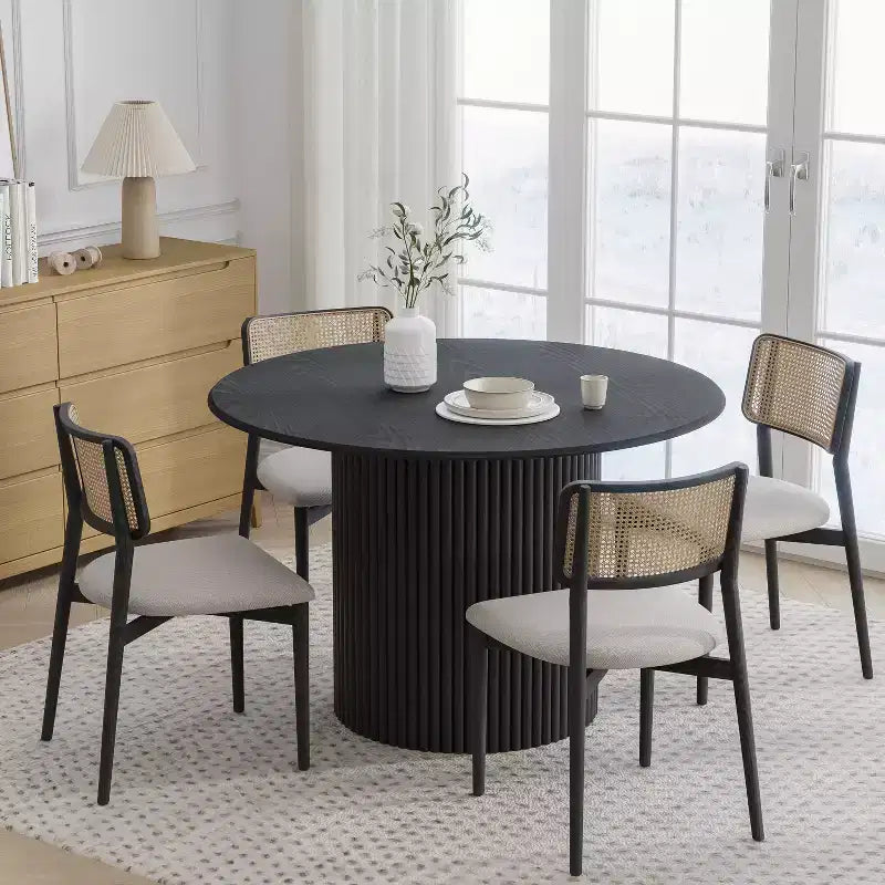 Table de salle à manger ronde noire à pied central pour 4 personnes